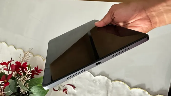 TABLET M11 com 1 ano de uso. CONSERVADO