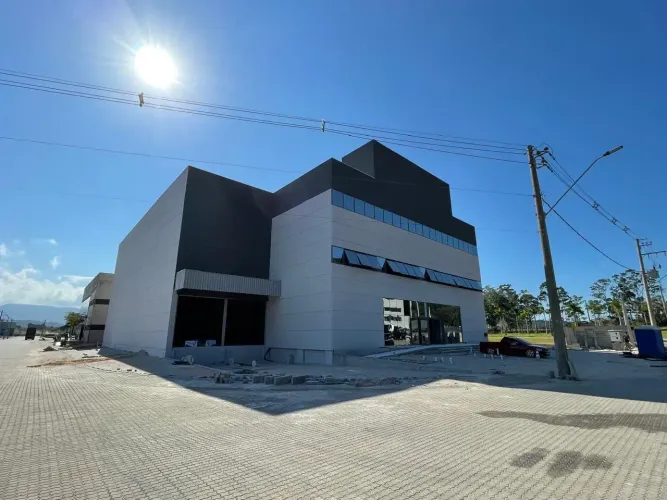 Galpão 1.618 m² p/ Locação - ABC Business Park - Porto Belo/SC