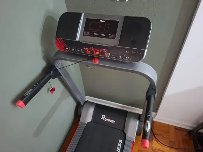 Esteira Elétrica Dobrável Up Fitness Smart Runner - Excelente Estado!