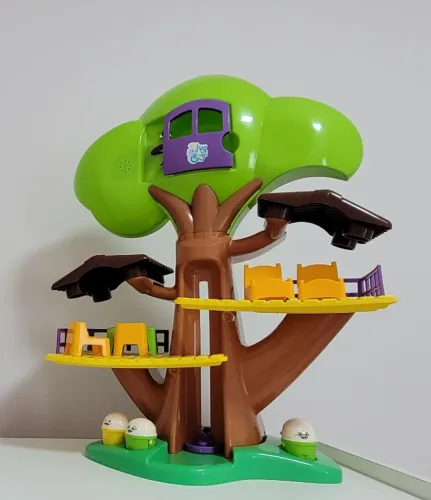 Brinquedo Educativo "Casa na Árvore " (marca Dismat)