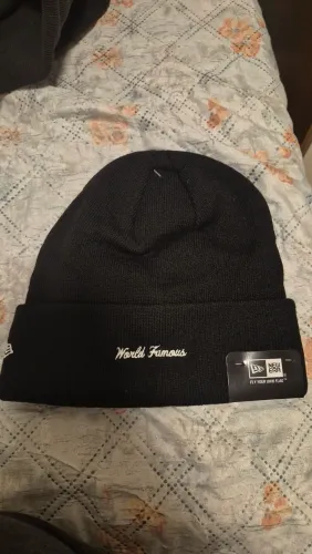 touca supreme x new era preta