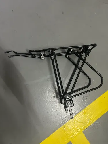 Bagageiro traseiro de bikes em alumínio 