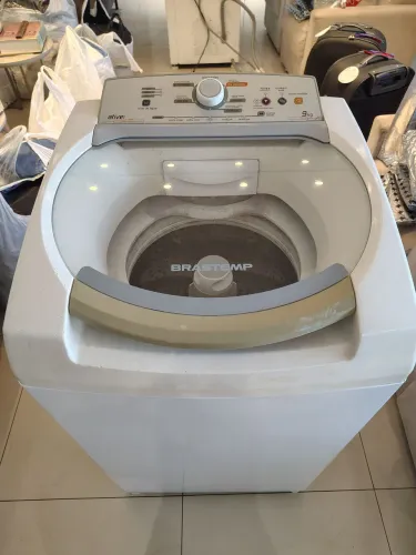Vendo máquina de lavar Brastemp Ative 9 kg semi nova