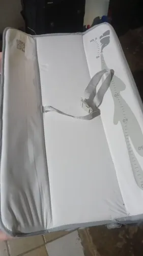 Acompanha lencol 2 lençóis de elástico, colchão ortobon, 2 mosquiteiro, 1 endredon e etc
