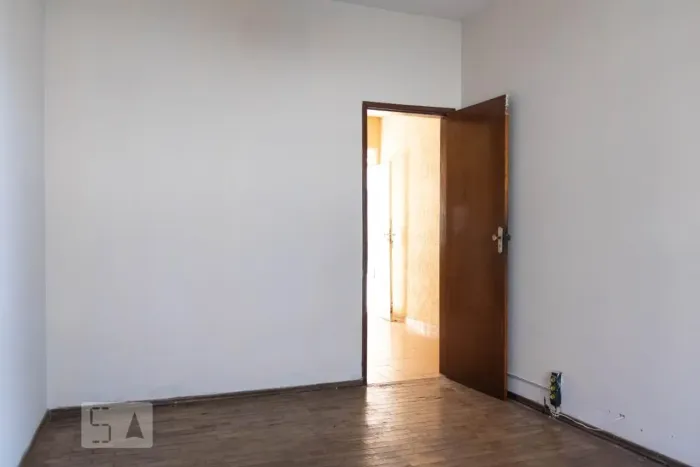 Casa à Venda - Jardim América, 3 Quartos, 156 m2