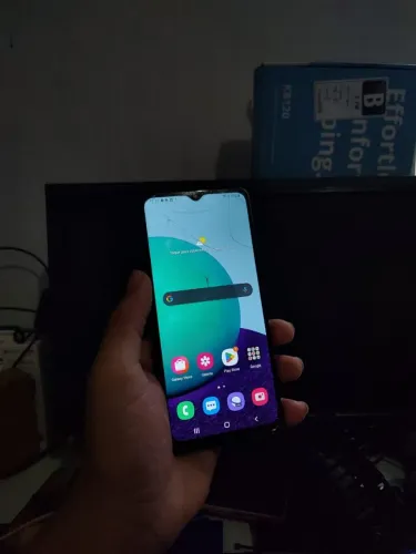 VENDO CELULAR