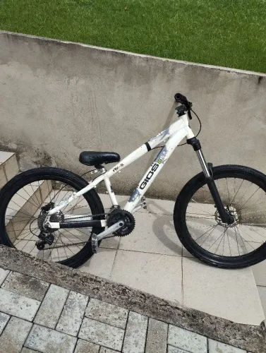 Bicicleta Gios (quadro raro)