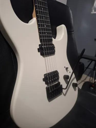 Guitarra Tagima TG515
