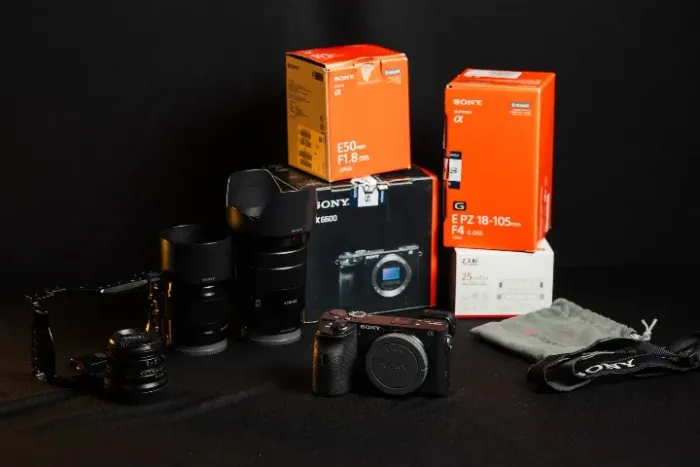 Kit fotógrafo/filmmaker Sony a6600 + Lentes + Cage Smallrig (impecável, caixa + manual)