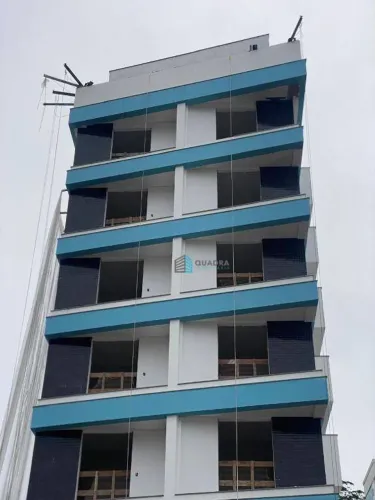 Studio com 34,80m2 privativo. Com garagem
