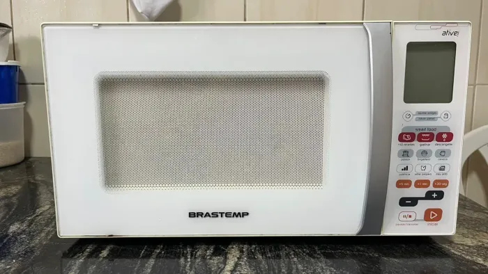 Microondas brastemp 31lts ative