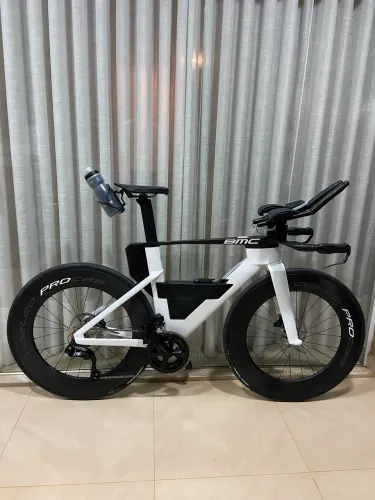 Bicicleta TT BMC Speedmachine 2025