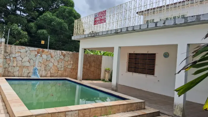 Casa duplex para venda possui 250 metros quadrados com 4 quartos em Pau Amarelo - Paulista