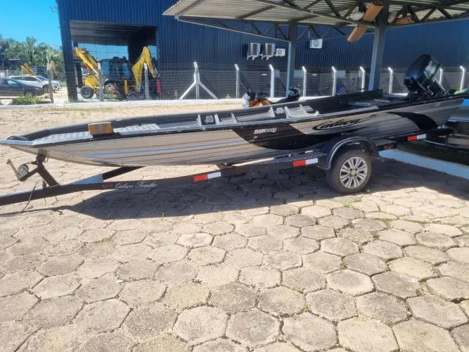 Barco Flassbass 550