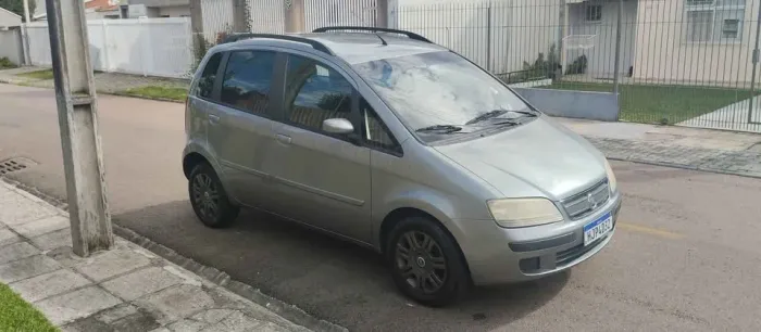 Fiat Idea ELX 1.4 MPI Fire Flex 8V 5P 2009