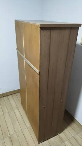 Armário para escritório 2 portas.