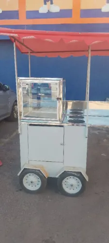 Carrinho de lanche semi-novo
