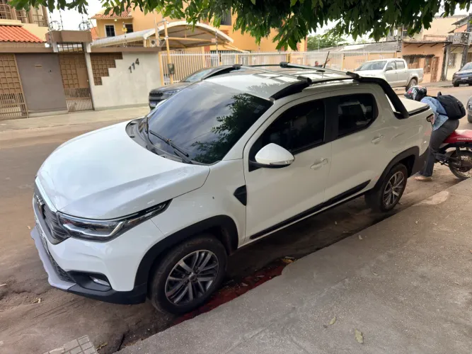 Fiat Strada Volcano 1.3 Flex 8V CD 2023