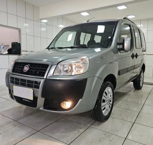 Fiat Doblo Essence 1.8 Flex 16V 5P 2014