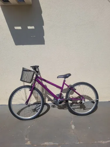 Bicicleta 26 Violeta Urbana Aro Alumínio 18 Marchas