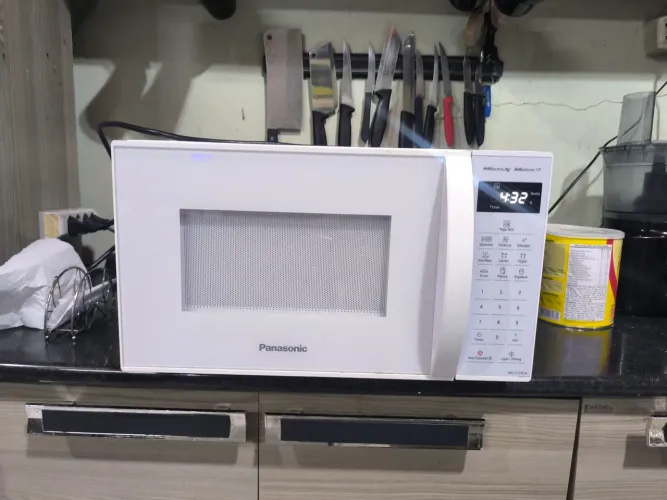 Microondas 20 Litros Panasonic semi-novo 220v