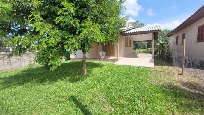 Casa De Madeira Mobiliada Disponível Para Locação, No Bairro Cidade Alta, Araranguá!