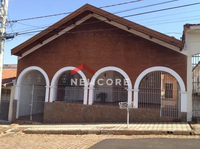 Casa em Rua Padre Nóbrega - Vila São João da Boa Vista - Bauru/SP