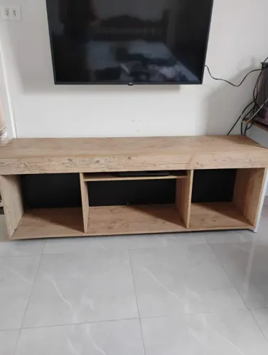 Móvel Rack em MDF 15mm padrão madeira de demolição c/ rodinhas, retirar Jd.Suarão/Itanhaém