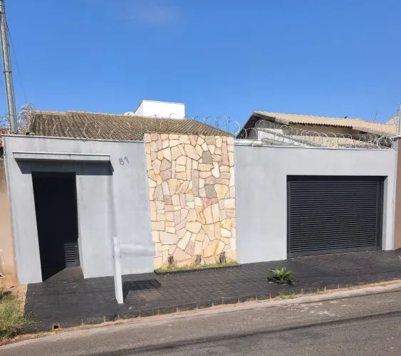 Vendo excelente casa no Jd Patrícia