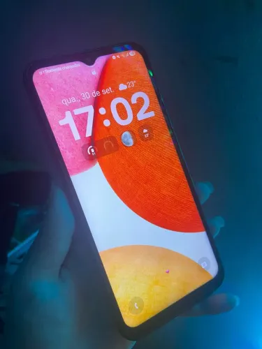 Samsung a14 semi novo