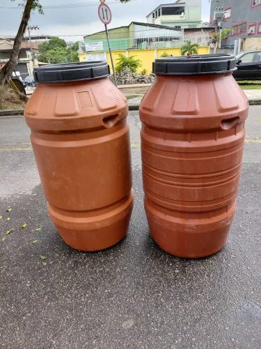 Galão 250 litros 