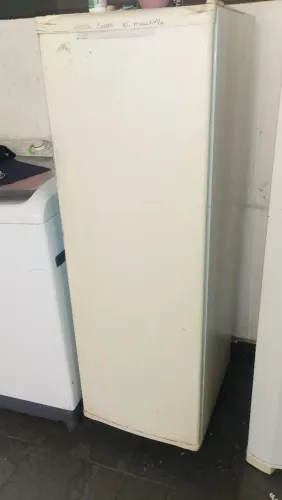 Geladeira Consul 240
