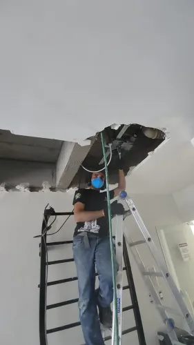 Perfuração e Furos em Concreto com perfuratriz