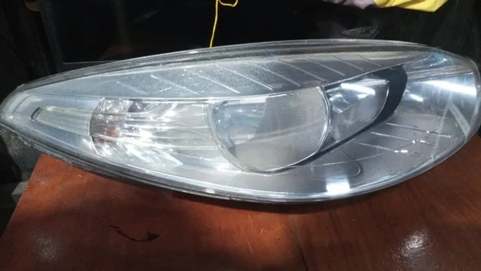 farol renault fluence