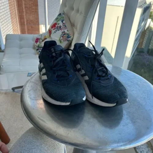 tênis adidas 42