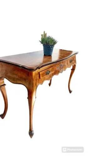 Mesa provençal antiga com duas gavetas e extenção