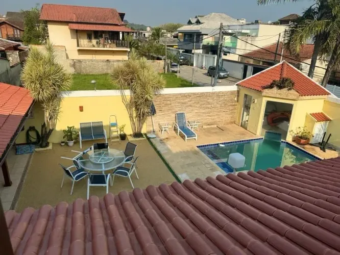 Casa com piscina churrasqueira vargem pequena 1milhao