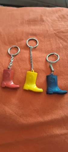 3 antigos chaveiros de bota de chuva - colecionáveis