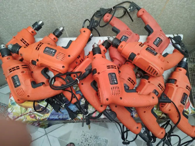 Lote furadeiras Black Decker TM500BR 127W