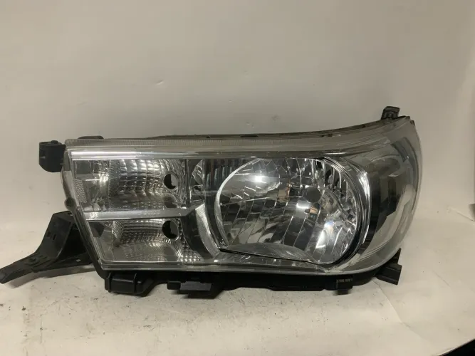 Farol Dianteiro Hilux sem led 2021 restaurado 