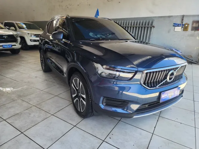 Volvo xc40 momento 2021 híbrida 