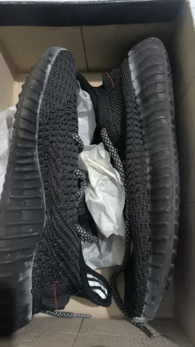 Yezzy Boost Adidas 