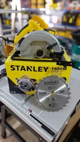 Serra Circular 7.1/4 1600w 220v C/ Disco profissional - Stanley (Loja)