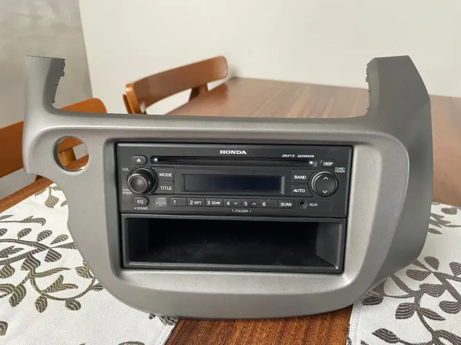 Rádio Original Honda - Com Moldura Original p/ o Fit