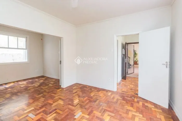 Apartamento 2 dormitórios, no bairro Santa Cecília