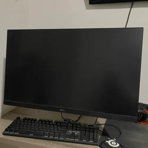 Monitor Gamer LG Ultragear 144hz 1ms