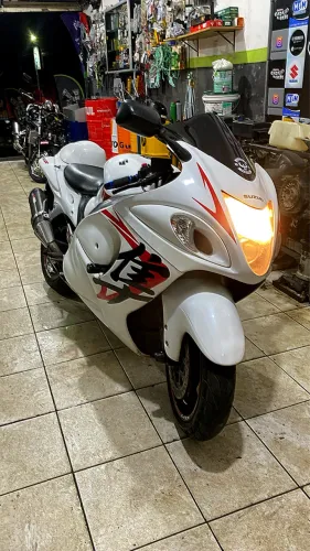 Hayabusa branca moto muito top! 