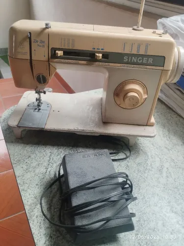 Máquina de Costura Elétrica Singer Zig-Zag Plus 16 LEIA O ANÚNCIO
