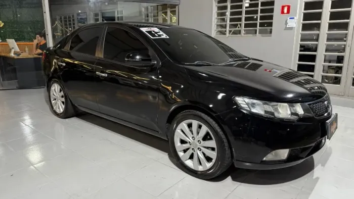 Kia Motors Cerato 1.6 16V Aut. 2013