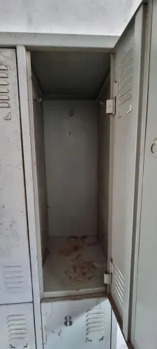 Armário de aço usado